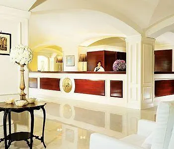 Meridiana 4*